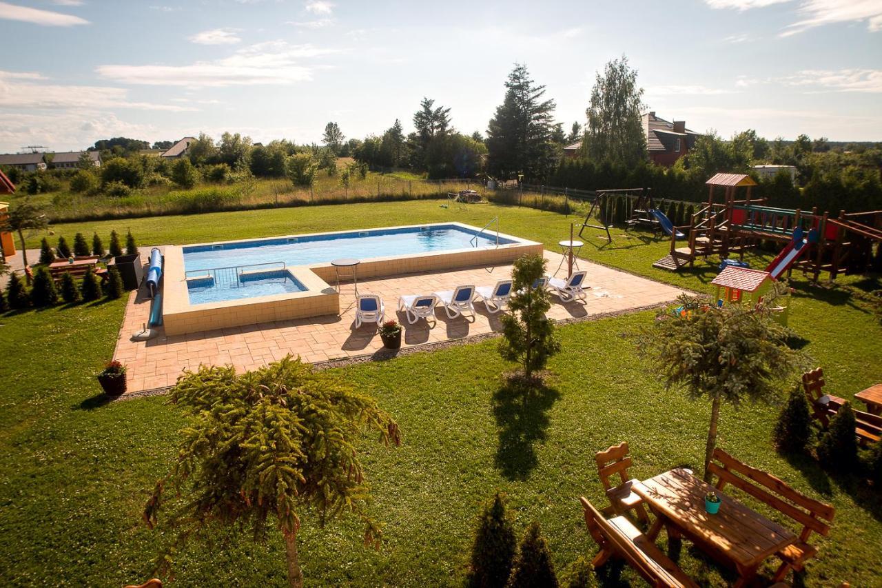 Aqua Fun Domki Z Basenem Ujście-Darłowskie Exterior foto